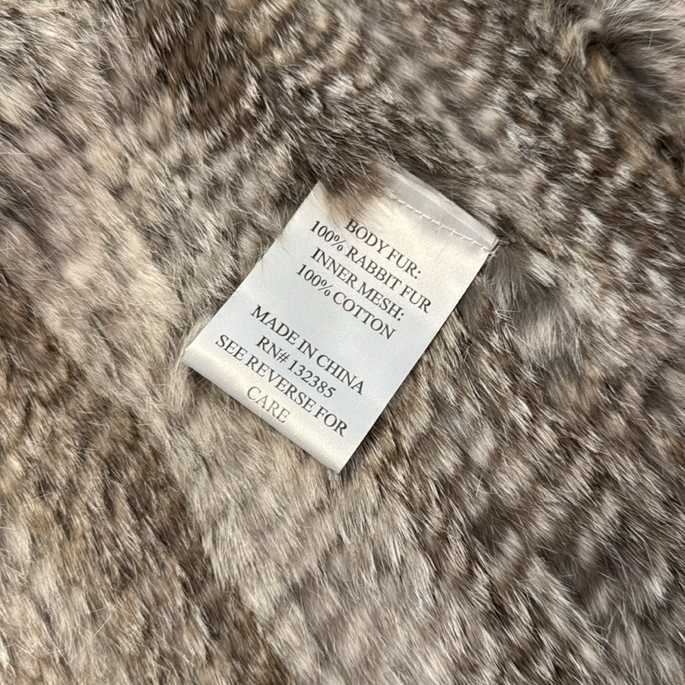 Love Token Rabbit Fur Vest Small - Picture 3 of 7